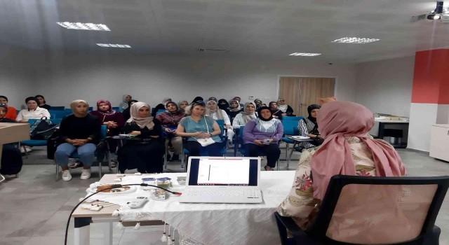 Osmangaziden velilere anlamlı eğitim