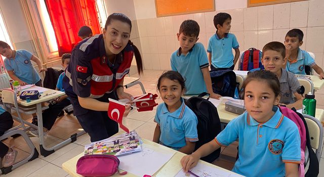 Osmaniye Okullarında, Jandarmayı sevdirme ve tanıtma etkinliği