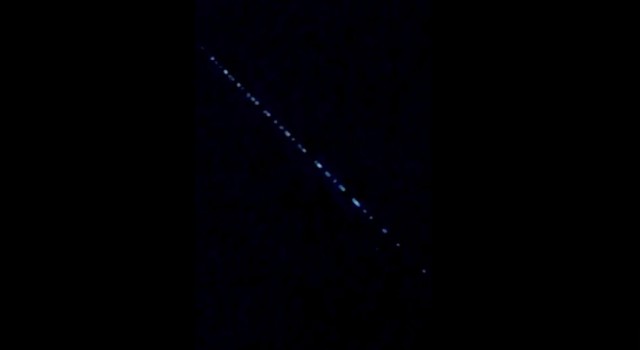 Osmaniye semalarında Starlink uyduları görüldü