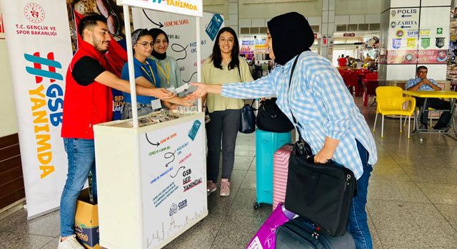 Osmaniye’de yeni üniversite öğrencileri otogarda karşılandı