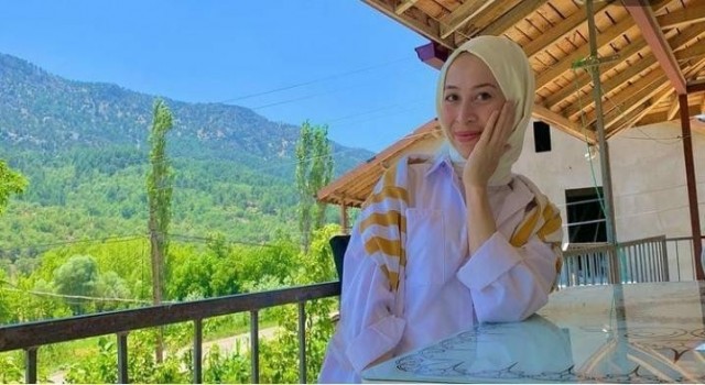 Otomobilin çarptığı öğretmen, 5 günlük yaşam savaşını kaybetti