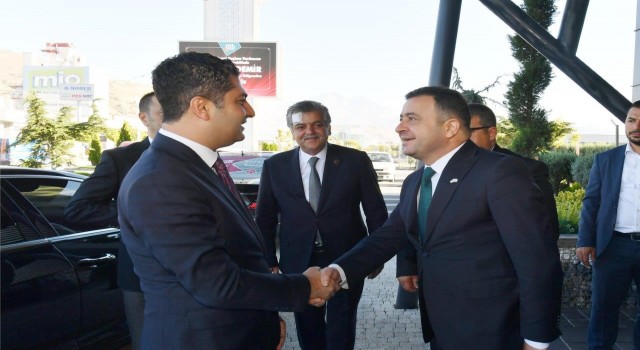 Özdemirden Kayseri OSB yönetimine hayırlı olsun ziyareti