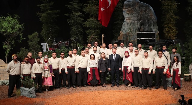 Pamukkale Belediyesinden Zafer Bayramına özel tiyatro gösterisi
