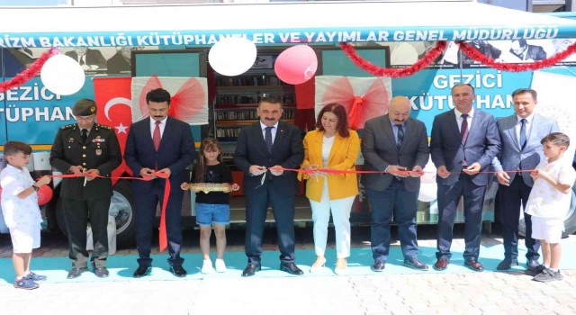 Pervaride şehit olan askerin adının verildiği ilkokul hizmete açıldı