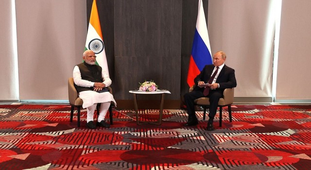 Putin: Tüm bunların (çatışmanın) mümkün olduğunca hızlı sona ermesi için her şeyi yapacağız