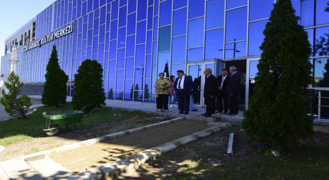 Rektör Özölçerden birimlere ziyaret