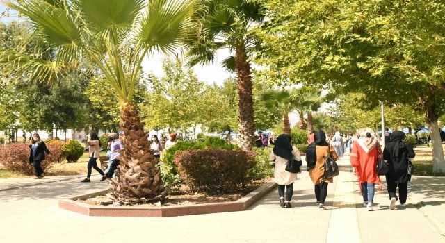 Rektör Turguttan yeni akademik yıl mesajı
