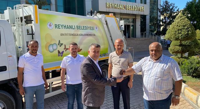 Reyhanlı Belediyesi’ne yeni araçlar geldi
