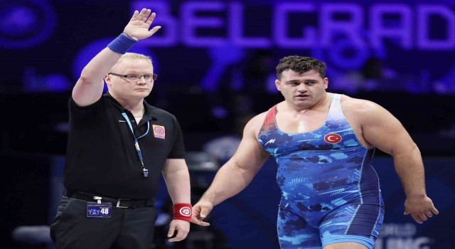 Rıza Kayaalp, Dünya Güreş Şampiyonasında finale çıktı