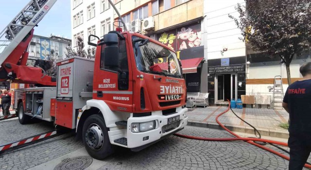 Rizede korkutan yangın