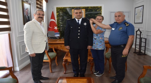 Rütbesini kaymakam ve emniyet müdürü taktı