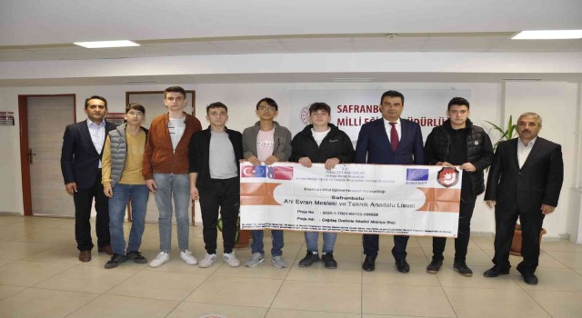 Safranboluda Meslek Lisesi öğrencileri Avrupaya yolcusu