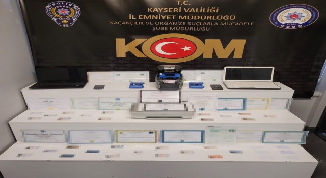 Sahte evrak düzenleyen şahıslara 2 ilde eş zamanlı operasyon