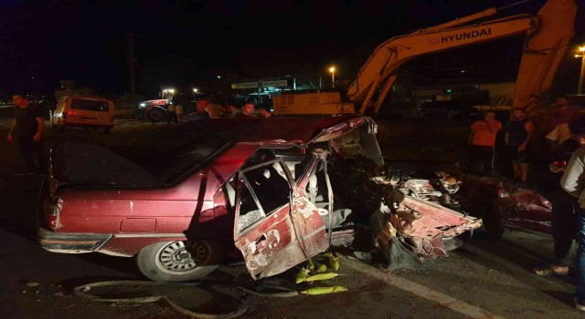 Samsunda fındık işçilerini taşıyan minibüs ile otomobil çarpıştı: 2 ölü, 4 yaralı