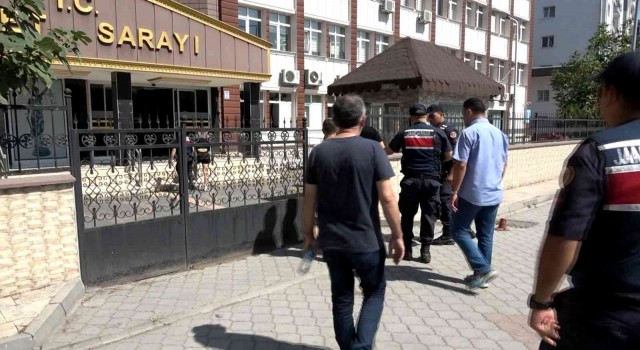 Samsunda kaleşnikof tüfek ve uyuşturucu operasyonunda 3 kişi tutuklandı
