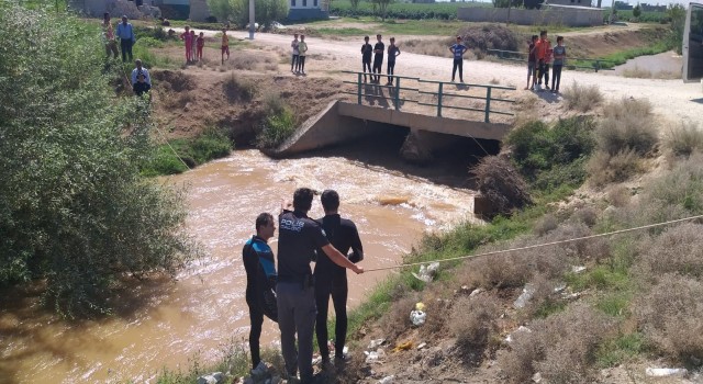 Şanlıurfada 4 yaşındaki kayıp çocuğu arama çalışmaları sürüyor