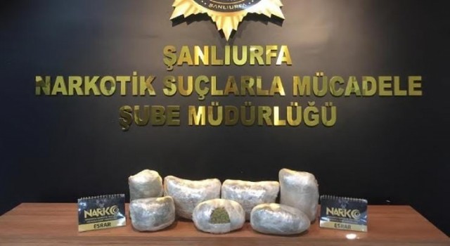 Şanlıurfada 5 kilo 650 gram esrar ele geçirildi