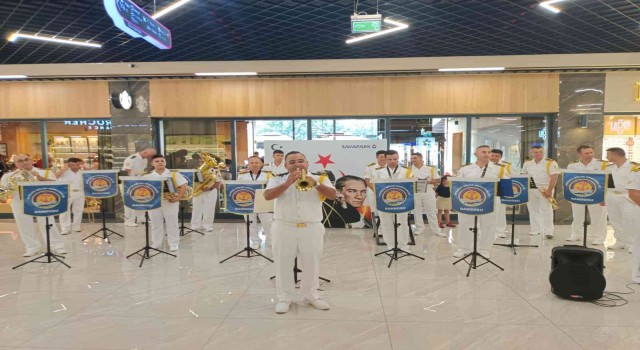 Sayaparkta Gaziler Günü Konseri ilgi gördü
