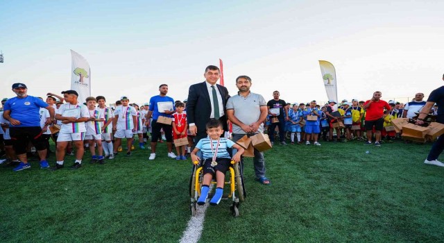 Şehitkamilde 18 takımdan 400 futbolcu buluştu