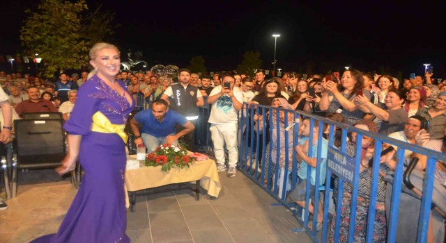 Selendide Muazzez Ersoy rüzgarı esti