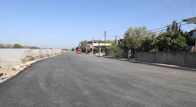 Seyrantepe Mahallesine 3 bin ton asfalt serildi