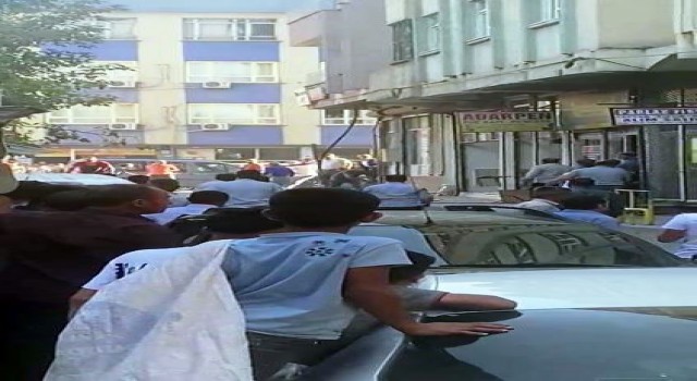 Siirtte barışmak için toplandılar çıkan kavgada 9 kişi yaralandı