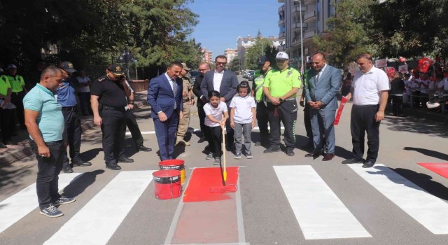 Siirtte ‘Yayalara öncelik duruşu, hayata saygı duruşu etkinliği