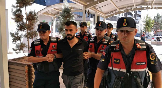 Silahla adam öldürdü, “Ben kendimi savundum” dedi