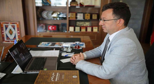 Şırnakta Üniversitesinde “NEETler için Arıcılık Girişimciliği” projenin toplantısı yapıldı