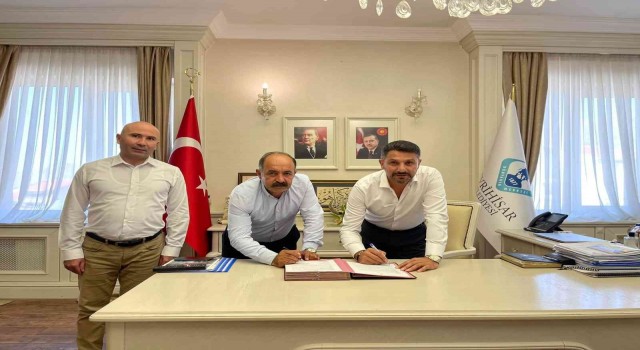 Sivrihisar Belediyesinde toplu iş sözleşmesi sevinci