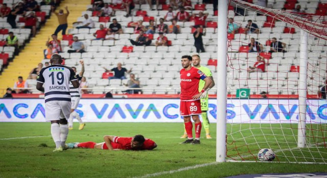 Spor Toto Süper Lig: Antalyaspor:0 - Kasımpaşa: 2 (Maç sonucu)