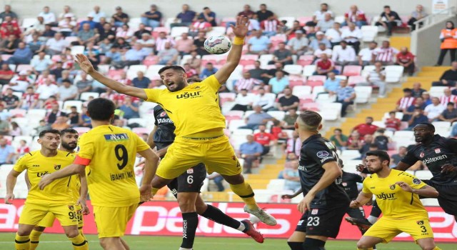 Spor Toto Süper Lig: DG Sivasspor: 1 - İstanbulspor: 1 (Maç sonucu)