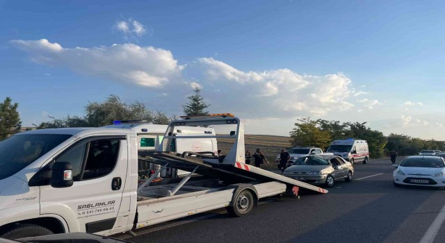 Takla atan otomobilin sürücüsü ağır yaralandı
