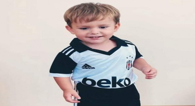 Tatilde havuzda boğulan minik Yavuza gözyaşı