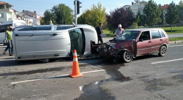 Tavşanlıda trafik kazası: 2 yaralı