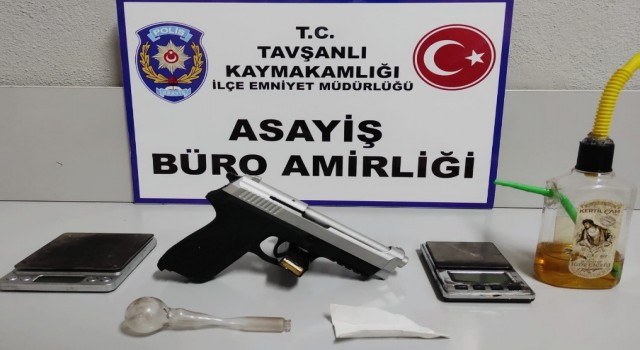 Tavşanlıda uyuşturucu ticareti yaptığı iddia edilen kişi tutuklandı