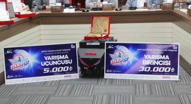 Teknofestte elde edilen yüzde yüz başarı ödülsüz kalmadı