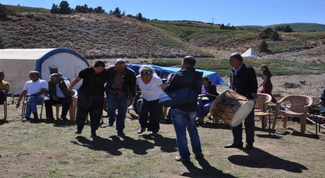 Terörden arındırılan Tunceli yaylarında artık davul zurna sesi yükseliyor