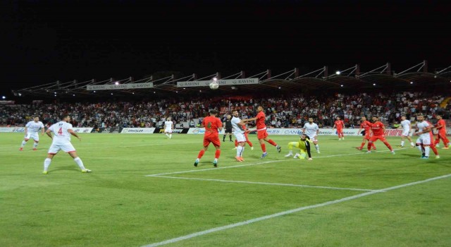 TFF 2. Lig: Balıkesirspor: 4 - Diyarbekirspor: 2
