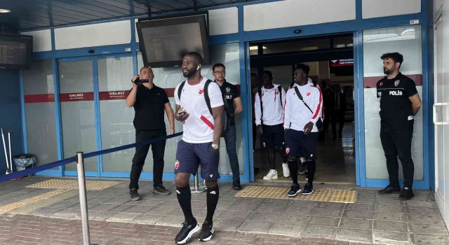Trabzonsporun rakibi Kızılyıldız Trabzonda
