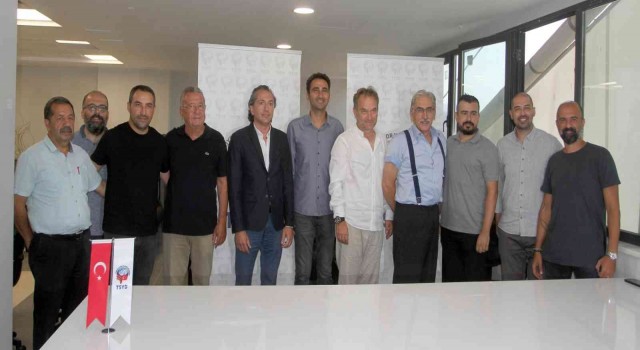 TSYD İzmirden voleybolda 8. turnuva