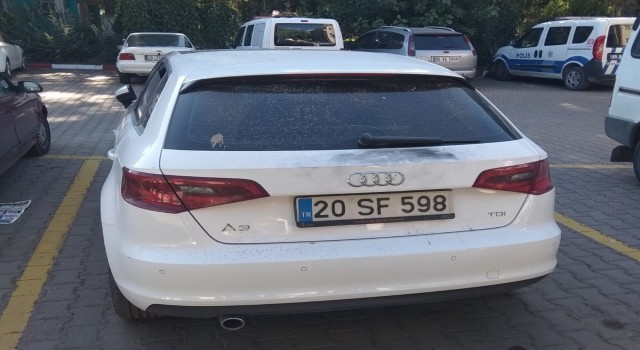Turgutluda otomobil hırsızı polisten kaçamadı