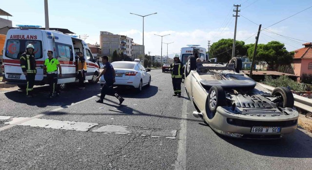 Turgutluda otomobil takla attı: 4 yaralı