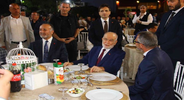 Türkmen Alevi Bektaşi Vakfı Başkanı Özdemirin kızı dünyaevine girdi