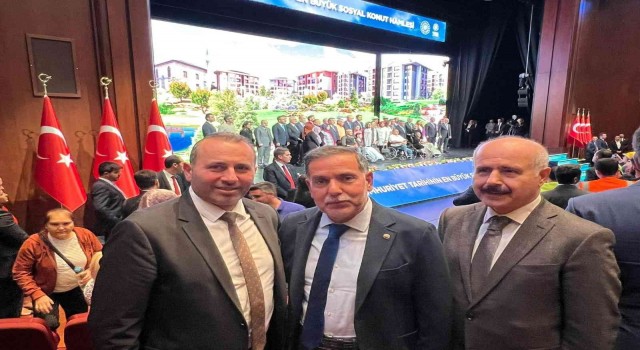 Tutuk, cumhuriyet tarihinin en büyük sosyal konut hamlesi için Ankaradaydı