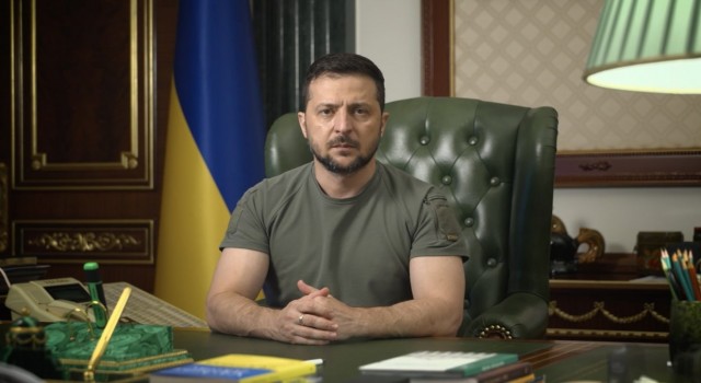 Ukrayna Devlet Başkanı Vladimir Zelenskiy: İzyum kentinde toplu mezar bulundu