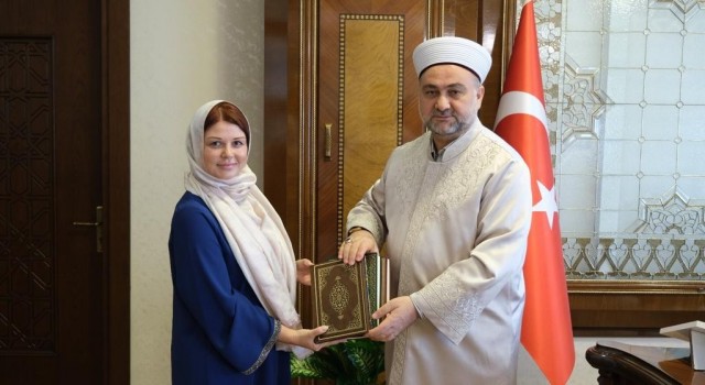 Ukraynalı Hanna Standık, Alya Ceylin ismini alarak Müslüman oldu