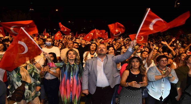 Ulukentte kurtuluş gecesi