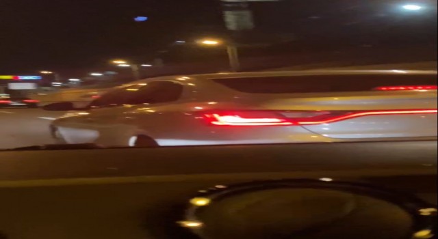 Ümraniyede kadın sürücüyü sıkıştıran maganda kamerada