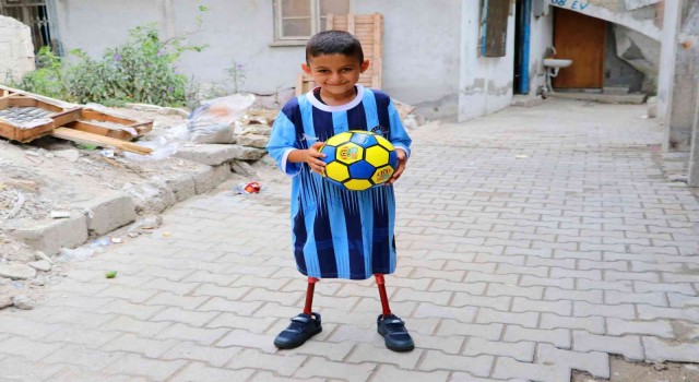Ünlü futbolcular Muhammete video mesaj yolladı
